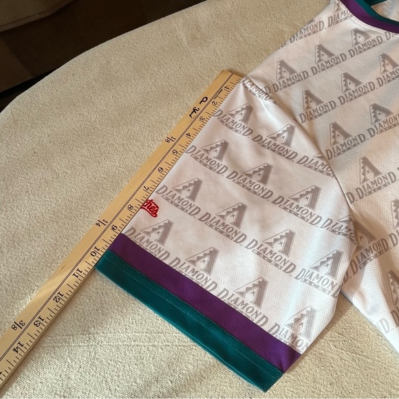 Diamondbacks White Jersey - Size XL - Picture 11 of 13